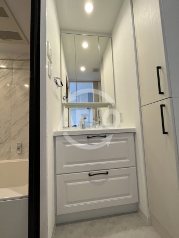 洗面設備　PHOERME TENNOJI East　独立洗面台