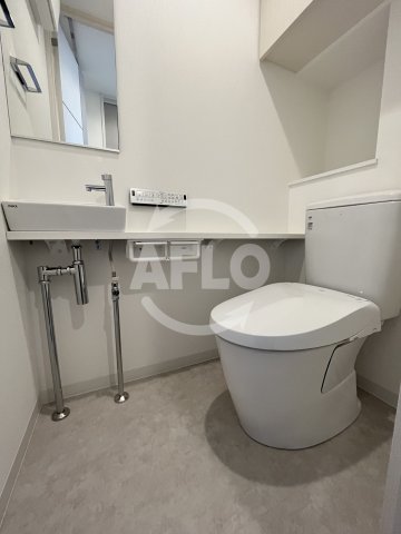 トイレ　PHOERME TENNOJI East　トイレ