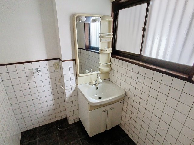 洗面設備　2025年11月撮影※現況を優先します