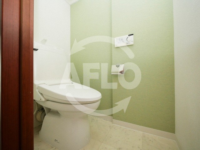 トイレ　BRAVI南堀江（ブラービ南堀江）　トイレ