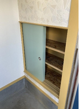 玄関　シューズボックスのある玄関です