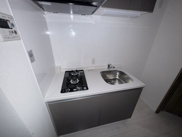 キッチン　同物件別部屋写真