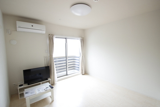 居室・リビング　※別部屋の写真です