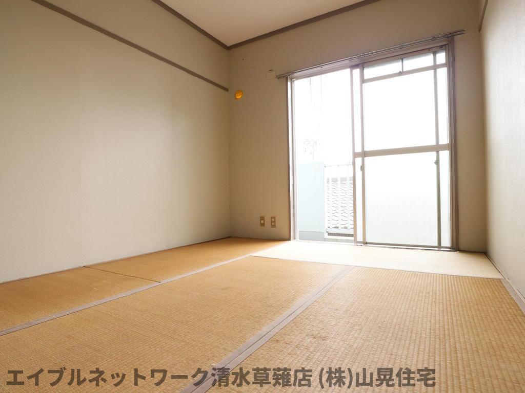 居室・リビング　ゆったり過ごせる居間です