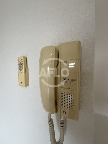 セキュリティ　アーデン江坂III　インターホン