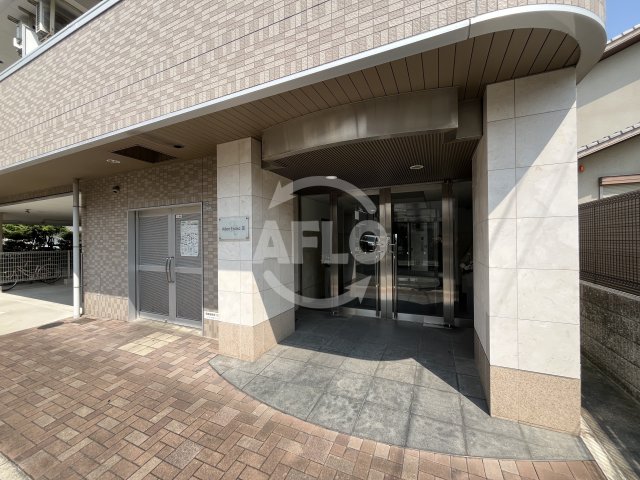 エントランス　アーデン江坂III　エントランス