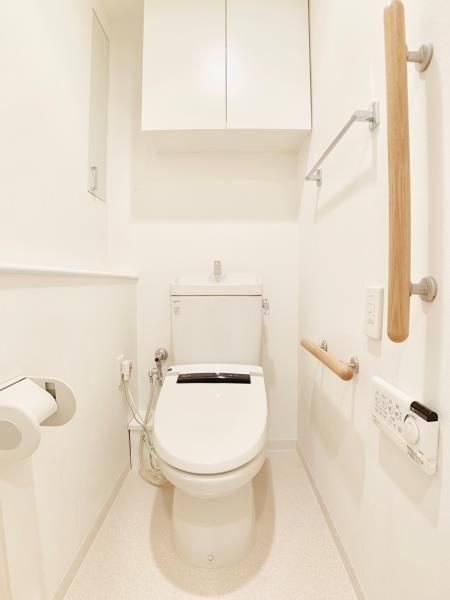 トイレ　※別部屋参考写真