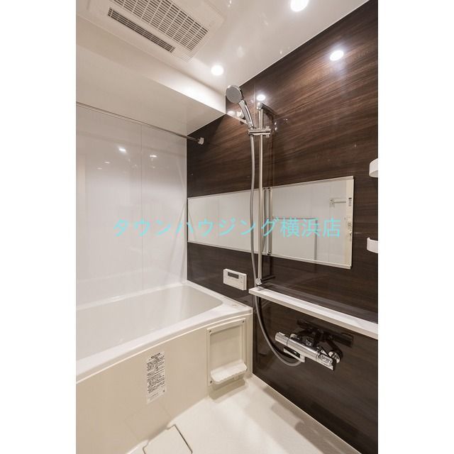 バス・シャワールーム