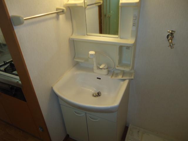 洗面設備　洗髪洗面化粧台