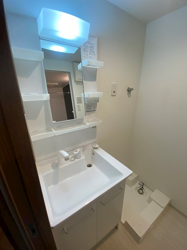 洗面設備　※参考写真