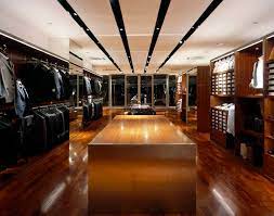 ショッピングセンター　SUIT　SELECT　TAMACHI（ショッピングセンター）まで838m