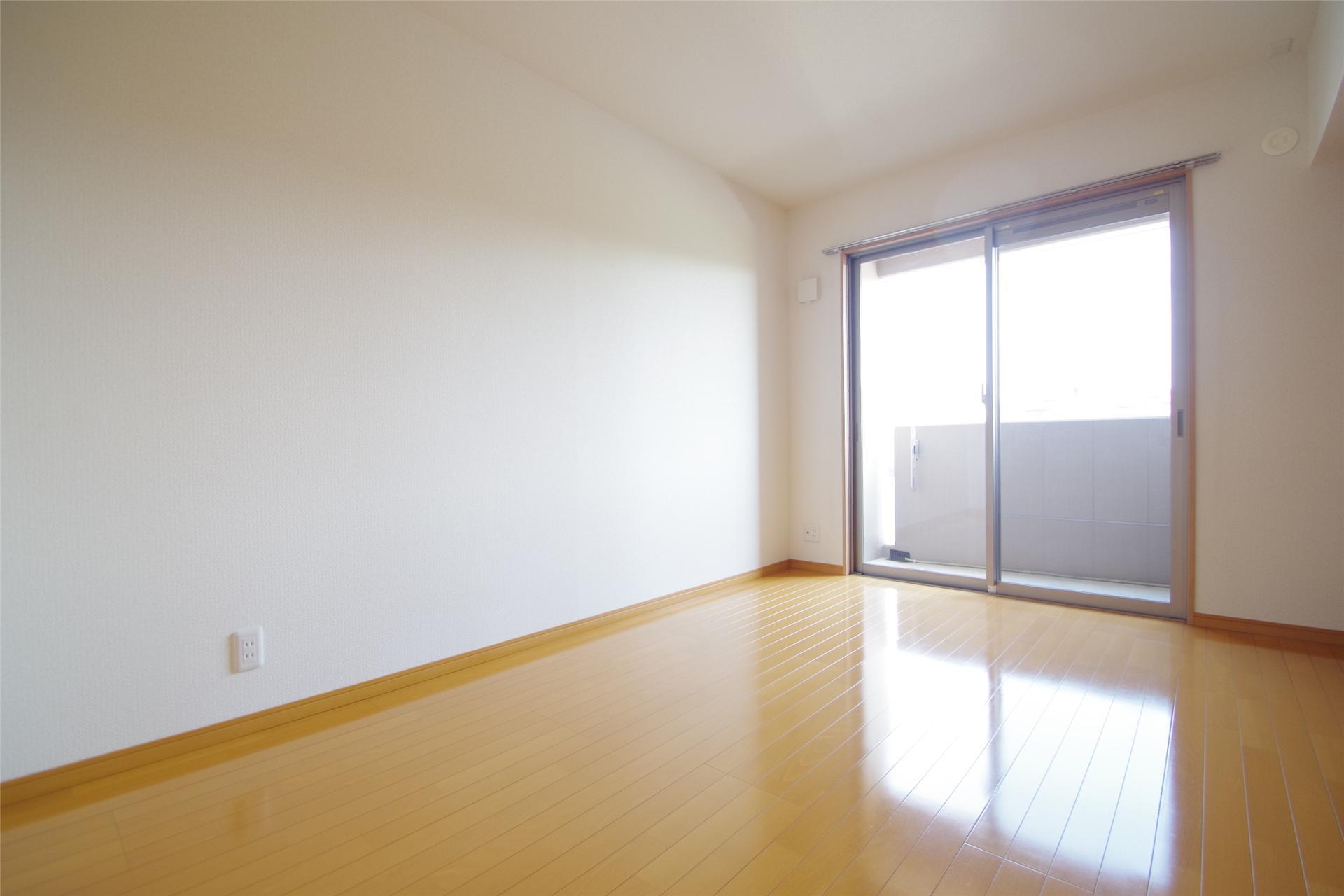 居室・リビング　同タイプ別室の写真です。