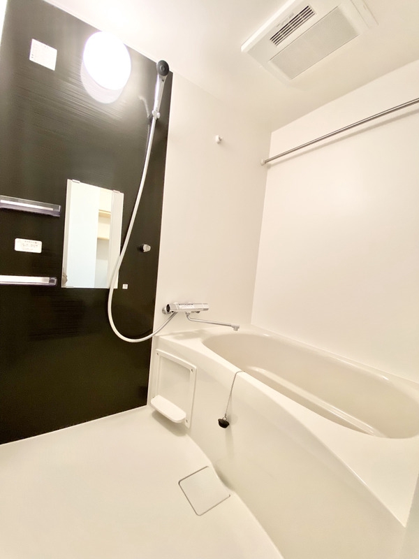 バス・シャワールーム　ホテルライクな空間