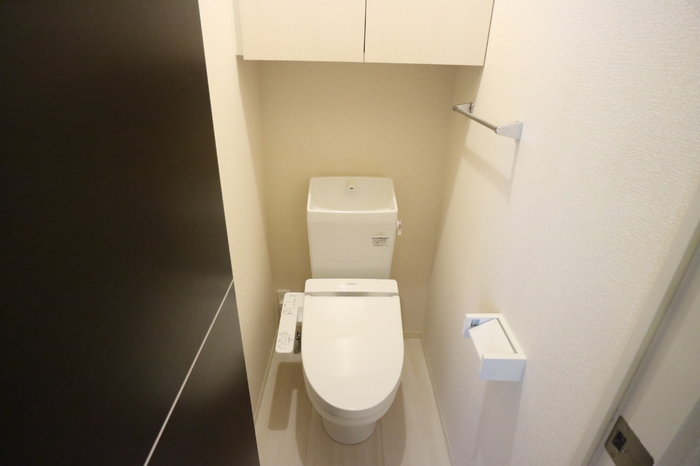 トイレ　トイレ（温水洗浄暖房便座）