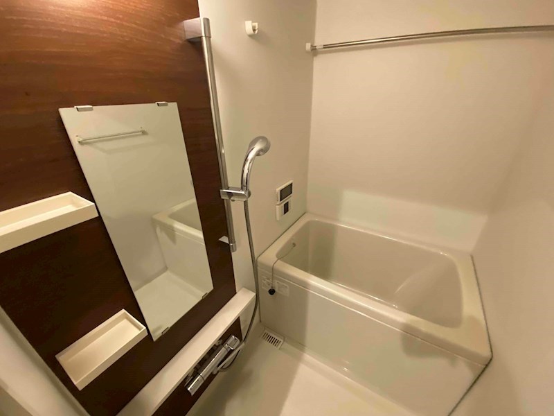 バス・シャワールーム　別号室イメージ