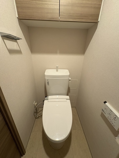 トイレ　※クリーニング前の写真です