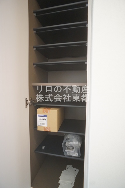 玄関　下駄箱付なので、玄関はいつでもスッキリ片付きますね☆