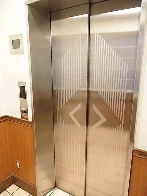 ロビー