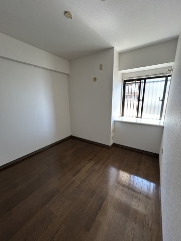 その他部屋・スペース　5帖洋室（       ）