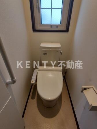 トイレ　清潔感のあるトイレです