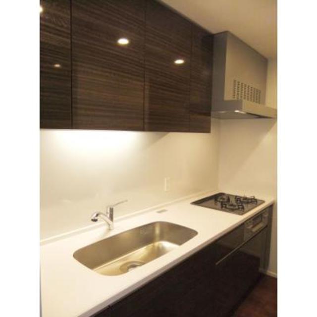 キッチン　※写真は同タイプ住戸です。