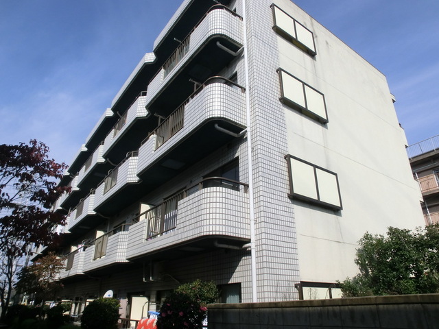 建物外観　鉄骨造のマンションタイプ♪