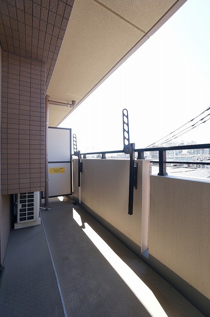 バルコニー　※別号室の写真です。