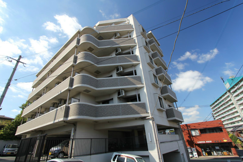建物外観　人気のマンション♪