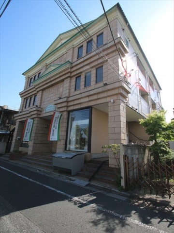 建物外観　金町駅まで徒歩10分　南向き