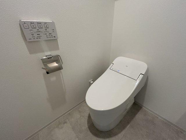 トイレ　トイレもきれいです