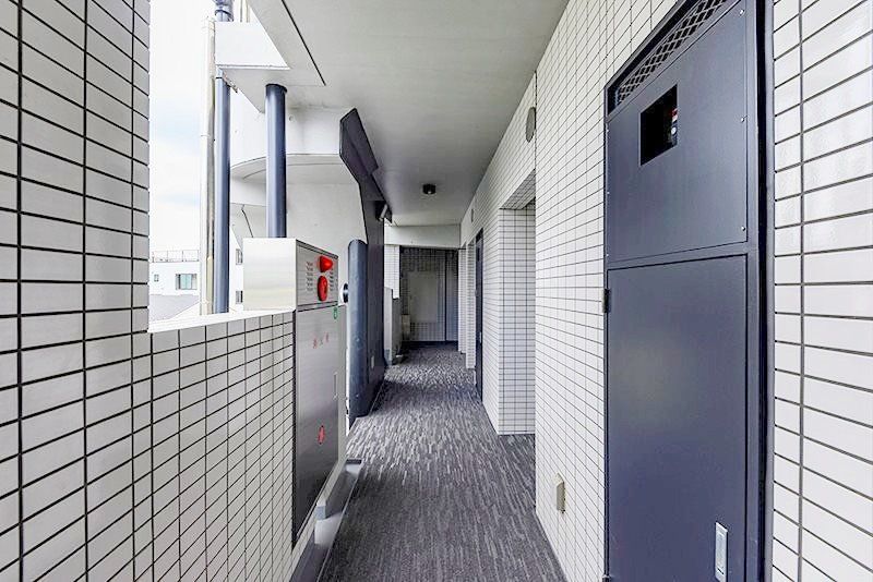 玄関　物件画像