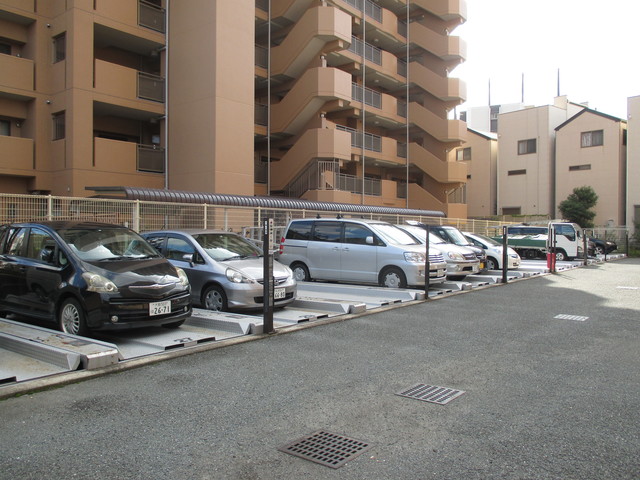 駐車場　駐車場です