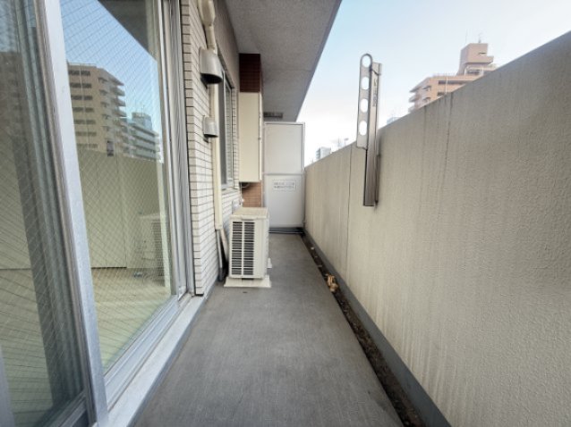 バルコニー　退去前につき別のお部屋の写真です