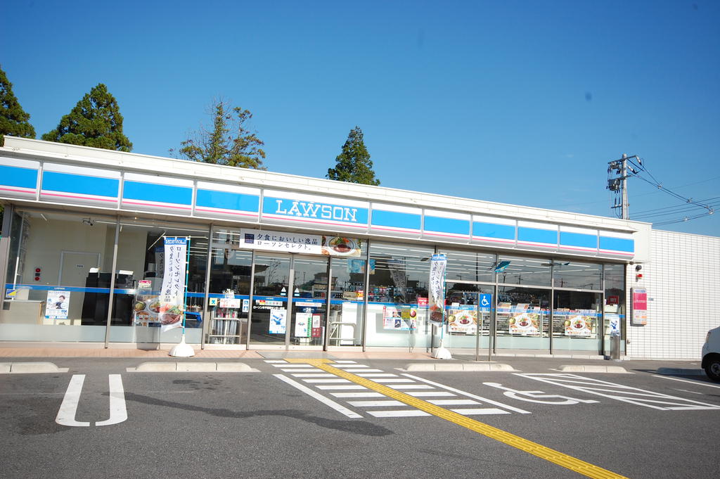 コンビニ　ローソン米子糀町店（コンビニ）まで680m