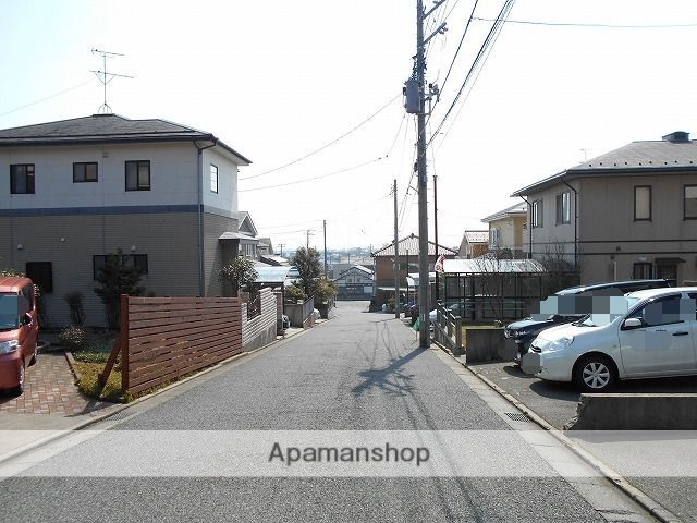 その他　前面道路（その他）まで0m