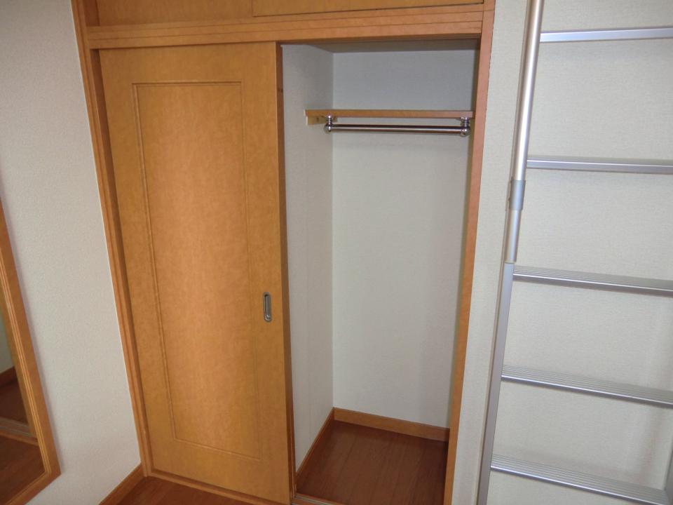 収納　同タイプ物件の為、形状や間取寸法、色調等が実際とは異なります