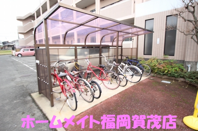 地下鉄七隈線 野芥駅 徒歩9分 3階建 築28年の外観写真