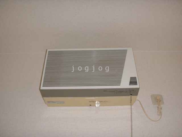 その他設備　ロスナイ