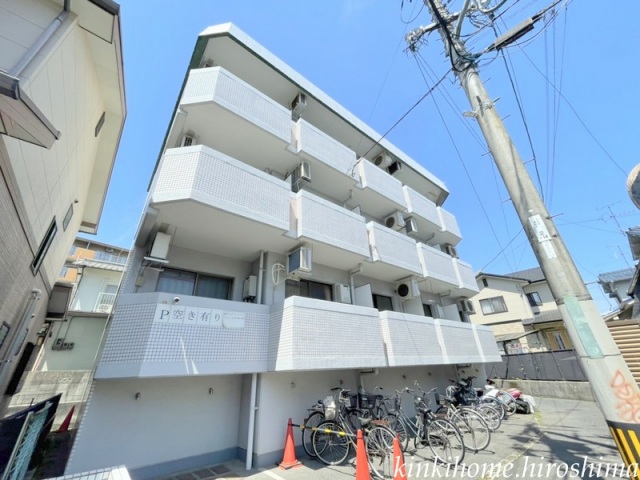 広島市佐伯区隅の浜のマンションの建物外観