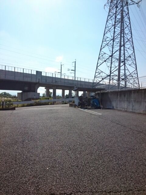 【長野市豊野町蟹沢のアパートの駐車場】