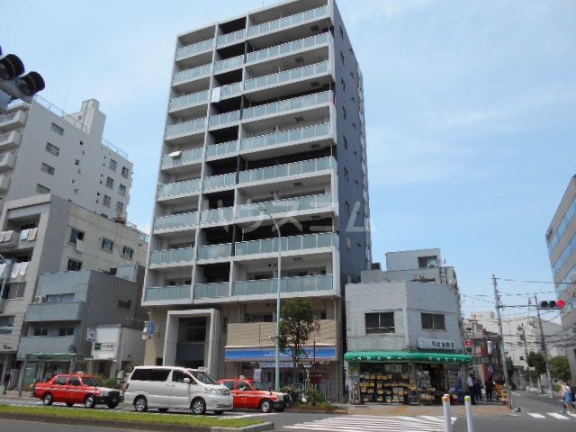 墨田区吾妻橋のマンションの建物外観