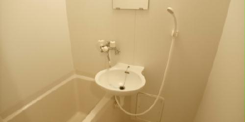 バス・シャワールーム　設備・仕様は号室により異なる為、現況を優先致します。