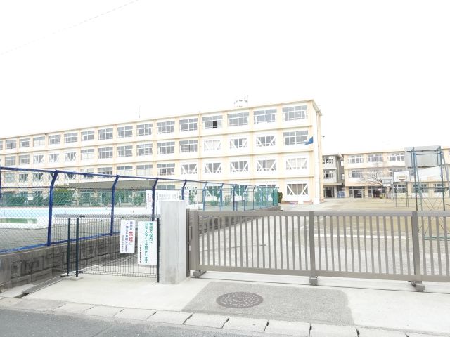 【Ｖｉｌｌａ　Ｕｍｅｄａの小学校】