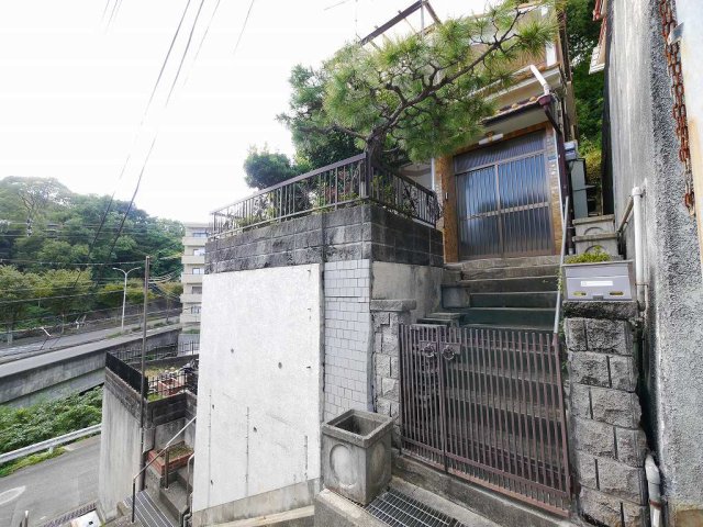 長田区丸山町1丁目9-4戸建の建物外観