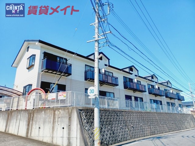 津市一身田上津部田のその他の建物外観