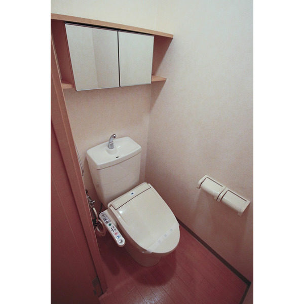 トイレ　同じ建物の別のお部屋