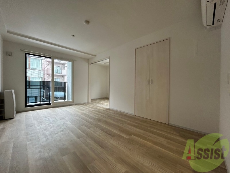 居室・リビング　広々としたリビングですね。使い勝手がよさそうですね！