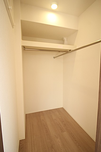 収納　ウォークインクローゼット