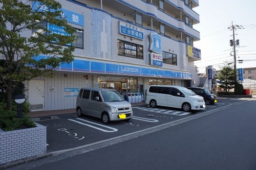 【広島市安佐南区中筋のマンションのコンビニ】