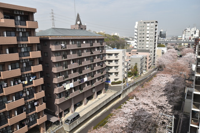 【多摩市鶴牧のマンションのその他】